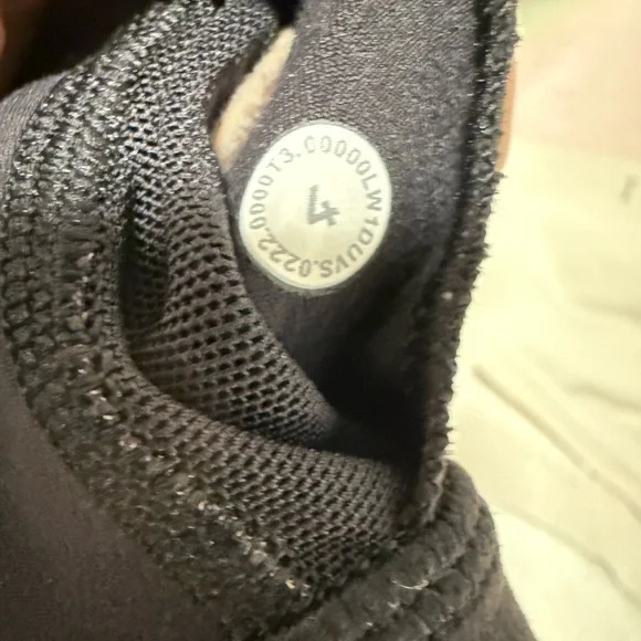 Lululemon Athletica Black Mesh Detail Apparel - Picture 3 of 3